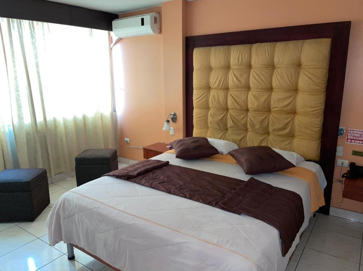 Tropical Inn Hotel Гуаякіль Екстер'єр фото
