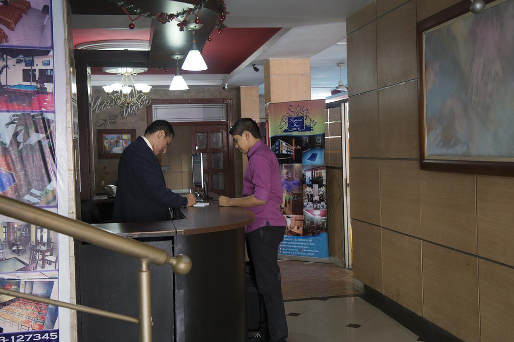 Tropical Inn Hotel Гуаякіль Екстер'єр фото