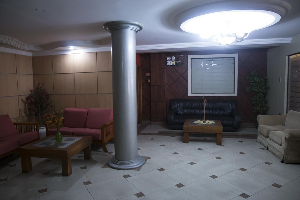 Tropical Inn Hotel Гуаякіль Екстер'єр фото